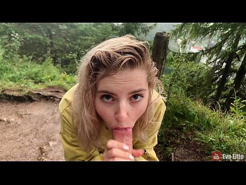 ❤️ Merch yn llyncu cum ar ôl blowjob cyhoeddus - Eva Elfi ❤❌ Fideo ffycin  wrthon ni ﹏